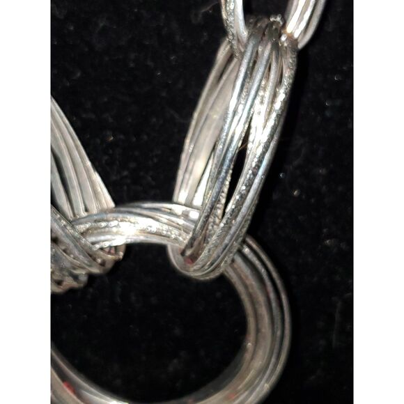 A Silver Tone Chunky Statement Necklace Power Career Evening Metallic - Picture 2 of 10